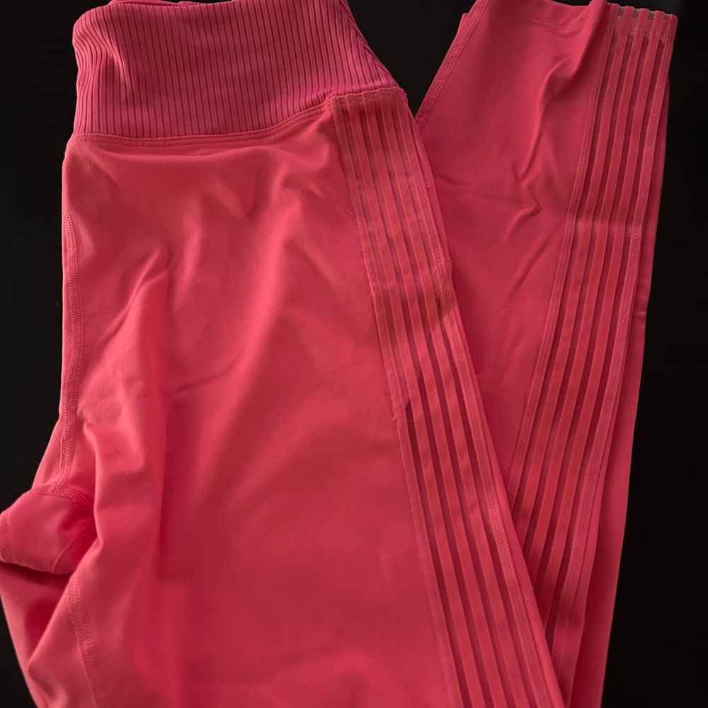 PINK Victoria's Secret Coral Leggings